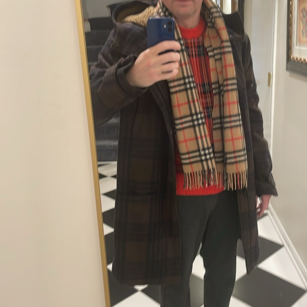 Burberry Classic 100% Cashmere Check Scarf, Authentic